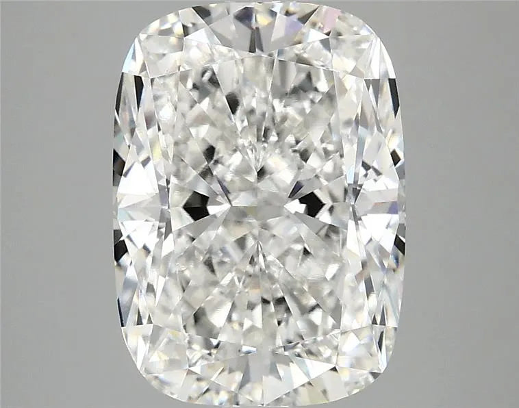 3.92ct Cushion modified Lab Grown Diamond (Colour G, Clarity VVS2, IGI Certified)
