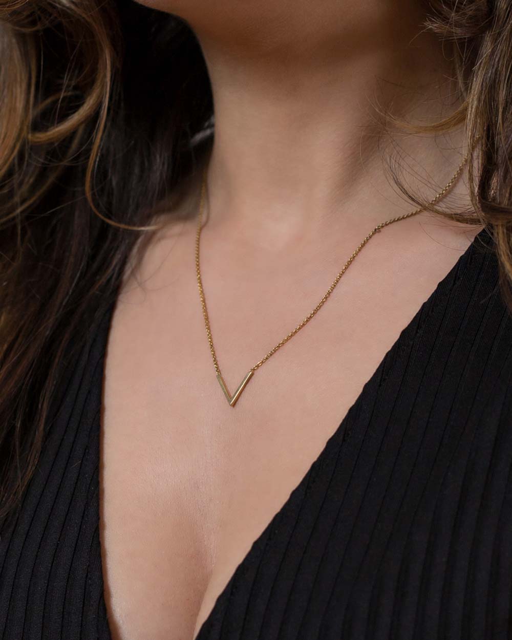 Colier V For Vendetta