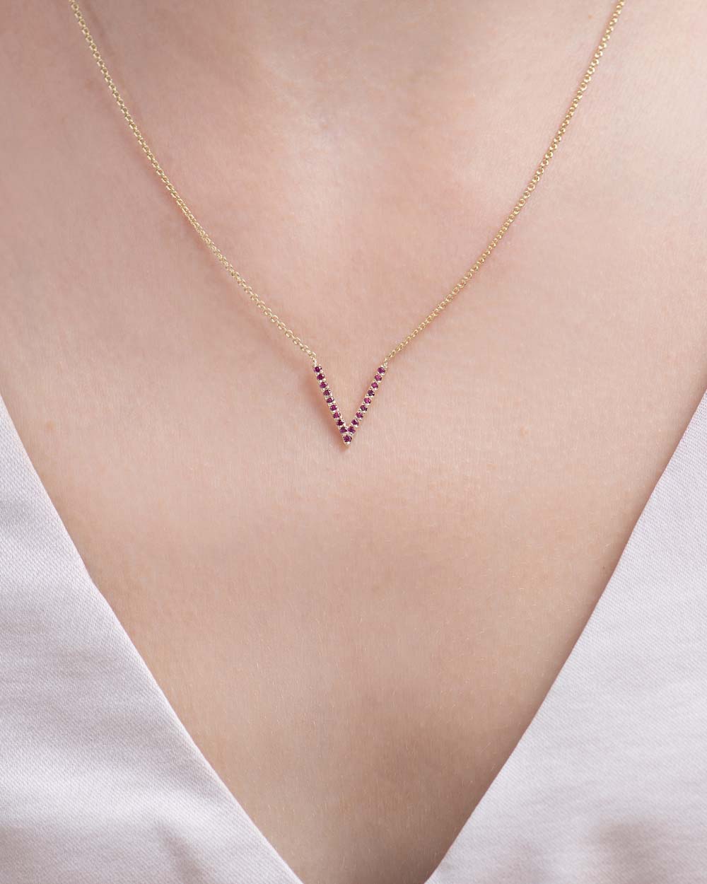 Colier V For Vendetta