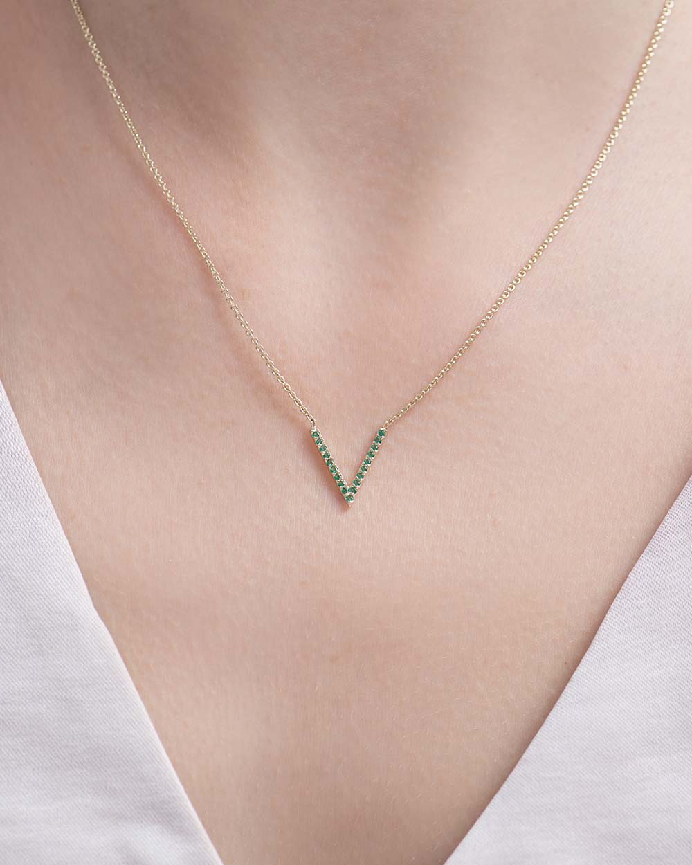 Colier V For Vendetta