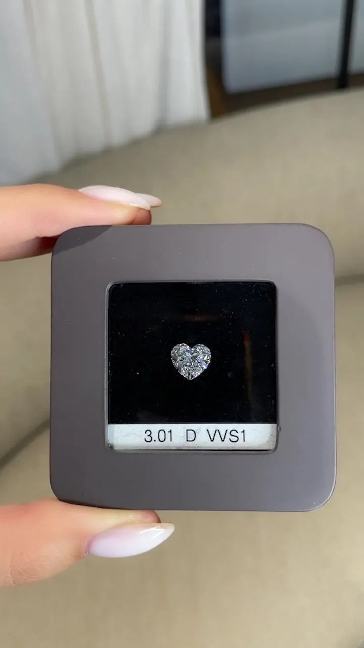 3.01ct Heart Natural Diamond (Colour D, Clarity VVS1, GIA Certified)