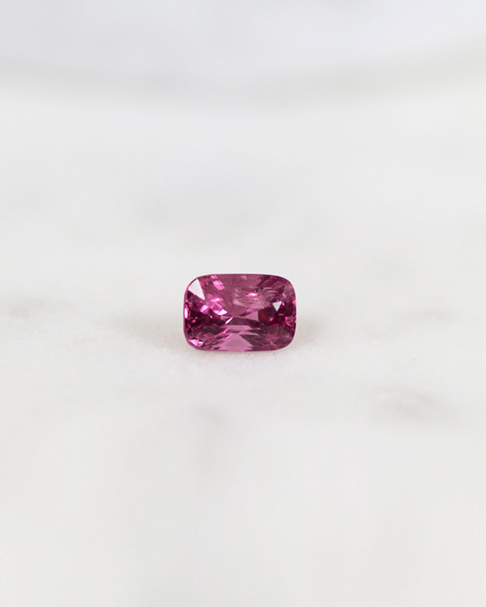 Spinel Roz, Cushion, 1.00 ct